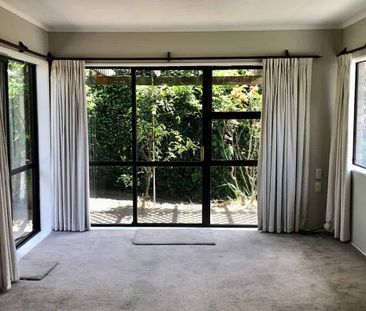 Sought After Lynmore - Photo 1