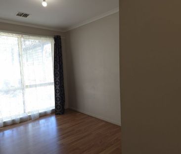 Spacious, Family-Friendly Home in Great Hallam Location - Photo 1