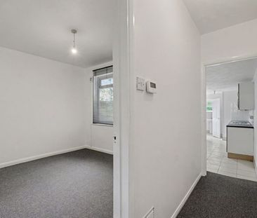 Luton Road, Chatham - Photo 3