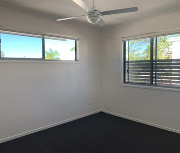 Stylish & Convenient Living at 5/11 Jorl Court - Photo 2