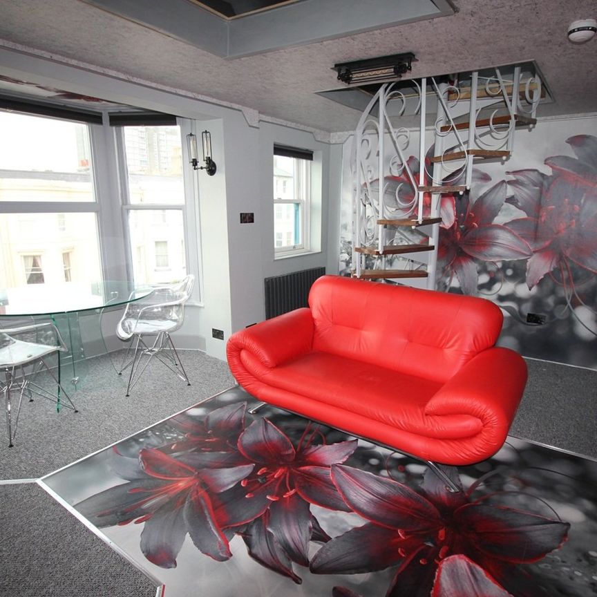 Studio Flat, Lower Rock Gardens, BN2 - Photo 1