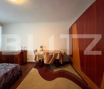 Apartament 4 camere, centrală termică, etaj 1, zona Consul - Fotografie 5