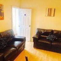 Room 3 En-Suite, 44 Rathcoole Street, Lisburn Road, Belfast, BT9 7GA - Photo 1
