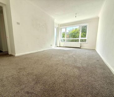 3 bedroom flat to rent - Photo 5
