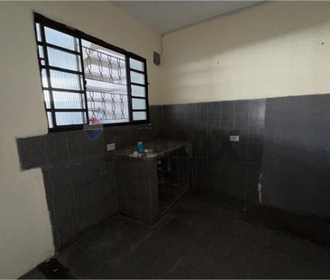 Excelente Casa Térrea de 2 Cômodos Próxima à Estação Vila Tolstói - Photo 4