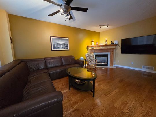 For Lease - 96 Maple Stand Way, Barrhaven, Ontario - Photo 1