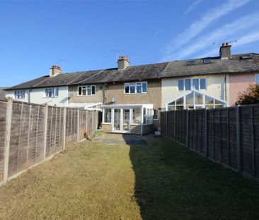 Busk Crescent, Farnborough, GU14 - Photo 3