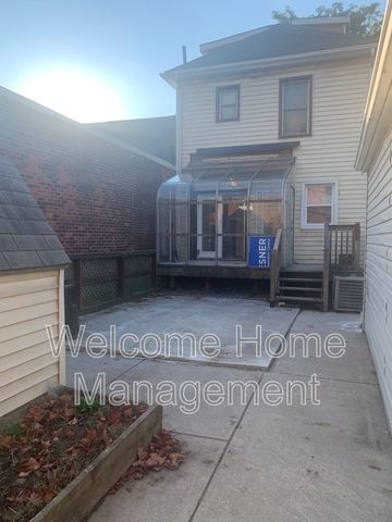 $1,695 / 1 br / 1 ba / All Inclusive Main Floor Unit for Rent in Hamilton! - Photo 5
