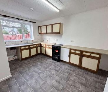 Arbury Hall Road, Shirley, Solihull, B90 - Photo 4