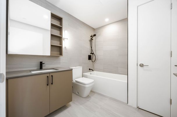 For Lease - 689 The Queensway Street Unit# 219, Toronto, Ontario - Photo 1