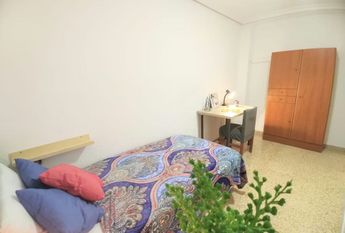 Carrer Isaac Peral, Burjassot, Valencian Community 46100