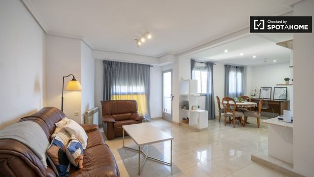 valencia, Valencian Community 46021 - Foto 1