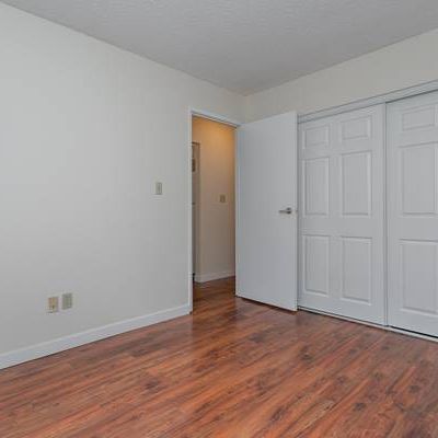 Beautiful 2bedroom available - Photo 1