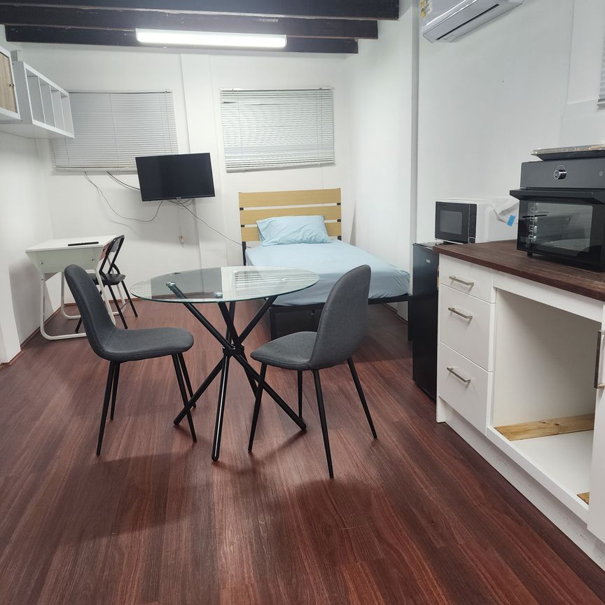 Parmelia - Photo 1