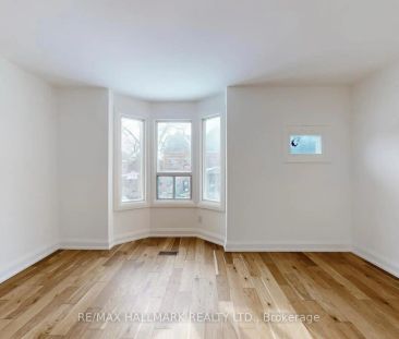 911 LOGAN AVENUE - Photo 1