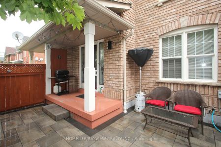 For Lease - 6 Winklers Lane, Markham, Ontario - Photo 3