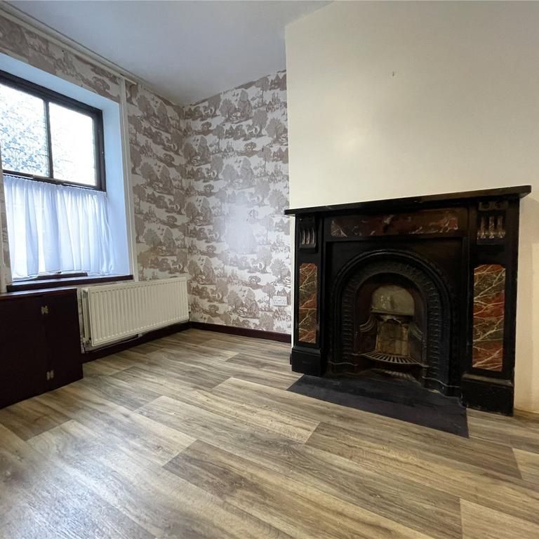 2 bedroom terraced house to rent - Photo 1