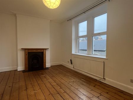 Station Road, Penarth, Vale of Glamorgan - Photo 3