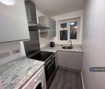 Studio to rent - Photo 4