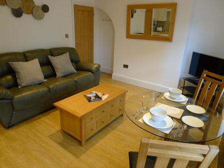 1 bedroom serviced apartment to rent - Photo 5
