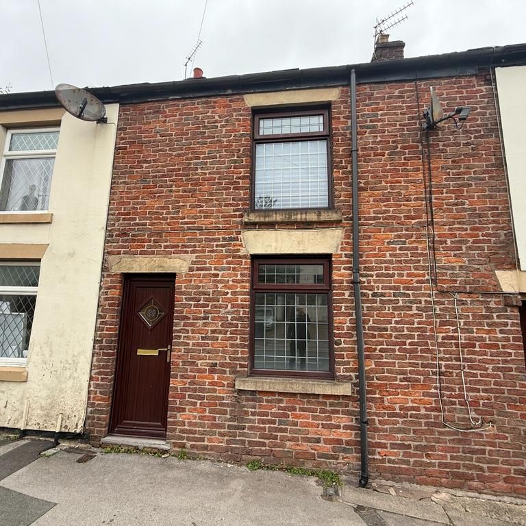 2 bedroom terraced house to rent - Photo 1