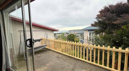 House with Great View - Photo 3