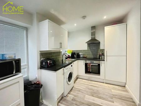 3 bedroom flat share to rent - Photo 4