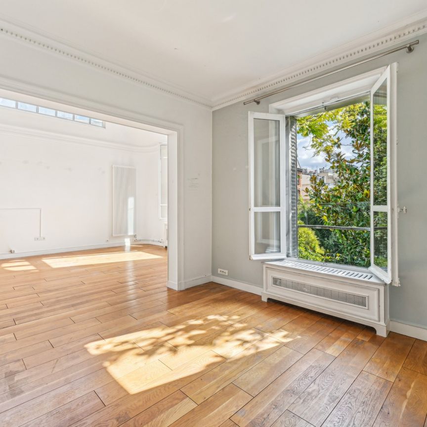 Tout savoir sur cet appartement dans le quartier Porte Dauphine, à Paris 16ème - Photo 1