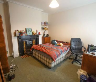 To Rent Stanfield Road, Winton, Bournemouth, BH9 £1,880 pcm Tenancy... - Photo 5
