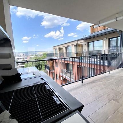 Apartament de 3 camere LUX, 76mp, parcare subterana, zona Semi Central - Photo 1
