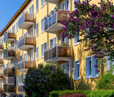 In Sanierung Charmante Dachgeschoss-Wohnung - Foto 1