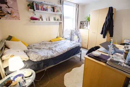 6 bedroom house to rent - Photo 4