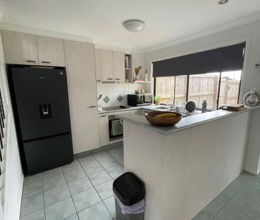 Spacious townhouse in great location - Photo 4