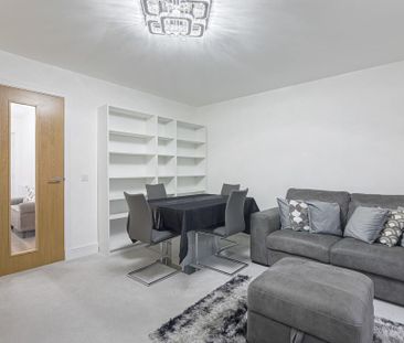 2 bedroom terraced house to rent - Photo 2