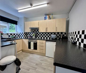 Holly Road - Photo 3