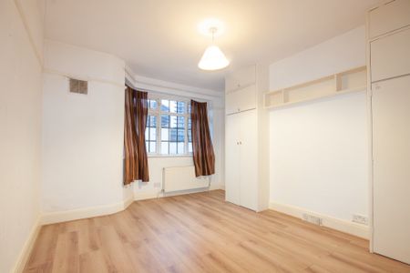 5 Bedroom House - Photo 2