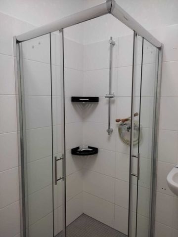 2 Zimmer Wohnung inkl. Einbauküche und Balkon - Photo 2