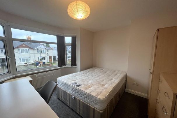 4 bedroom terraced house to rent - Photo 1