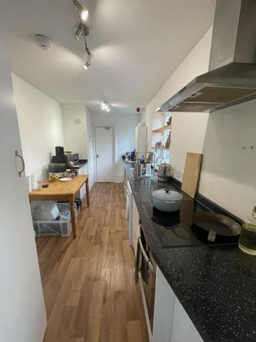 1 bedroom apartment to rent - Photo 5