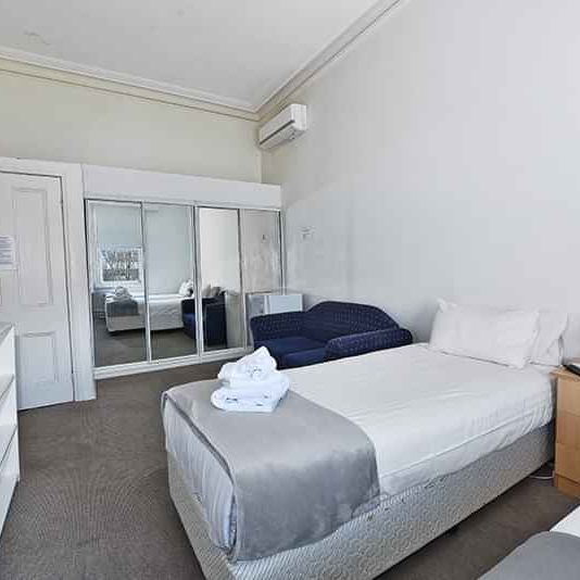 Room 4 (Non Ensuite) - Photo 1