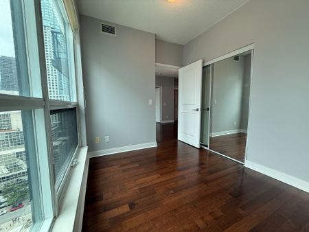 For Lease - 1 Scott Street Unit# 2006, Toronto, Ontario - Photo 2
