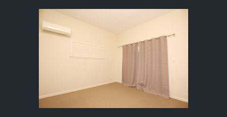 Luxury Home in Quiet Street - Photo 4