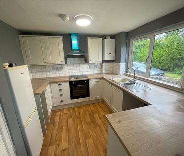 Available now, we offer to you a two bedroomed, ground floor apartm... - Photo 6