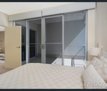 Boutique Apartment moments from South Perth Foreshore - Photo 1