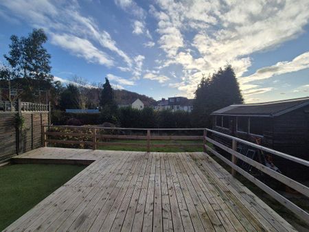 3 bedroom semi-detached house to rent - Photo 3