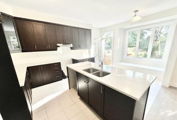 For Lease - 3246 Chimney Swift Crescent, Pickering, Ontario - Photo 1