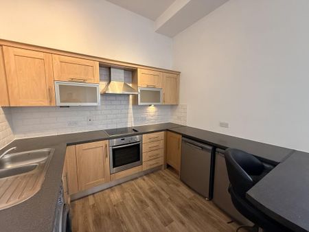 2 bedroom apartment to rent - Photo 4