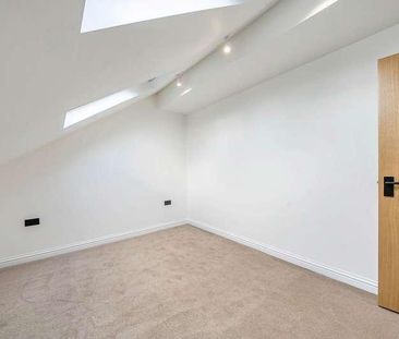 Manor Road, Beckenham, BR3 - Photo 1