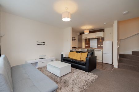 2 bedroom terraced house to rent - Photo 3