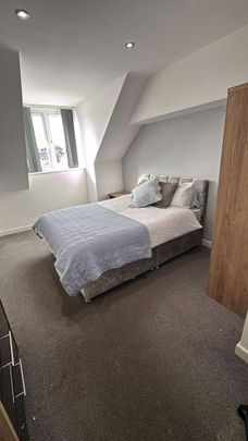 1 bedroom in a house share to rent - Photo 1